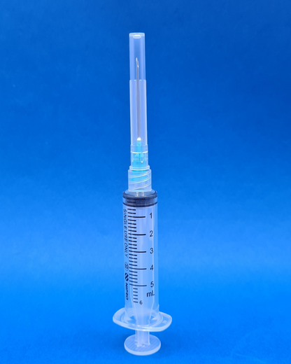 Jeringa desechable 5ML NIPRO con aguja